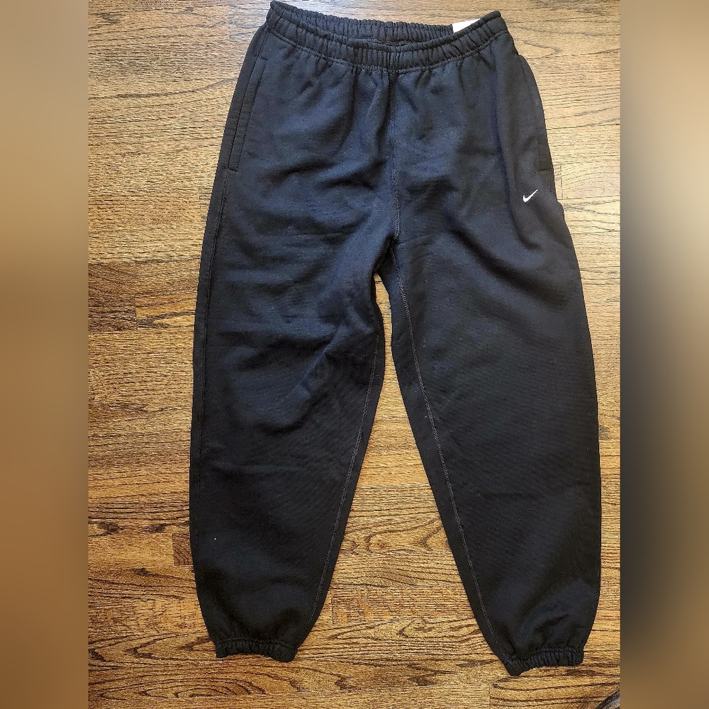 NWT Nike Men's Black Joggers Large